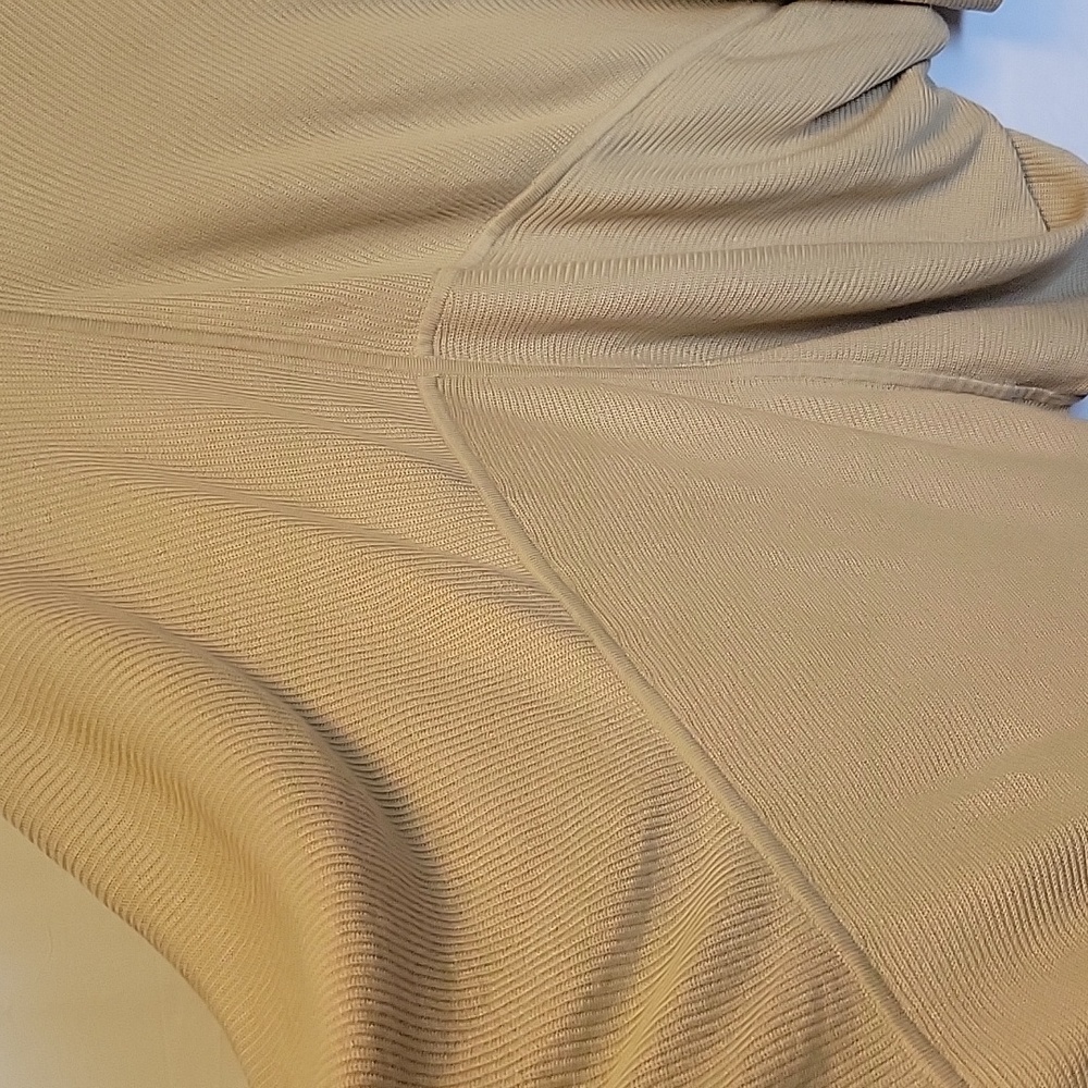 Lululemon - Picture 7 of 7